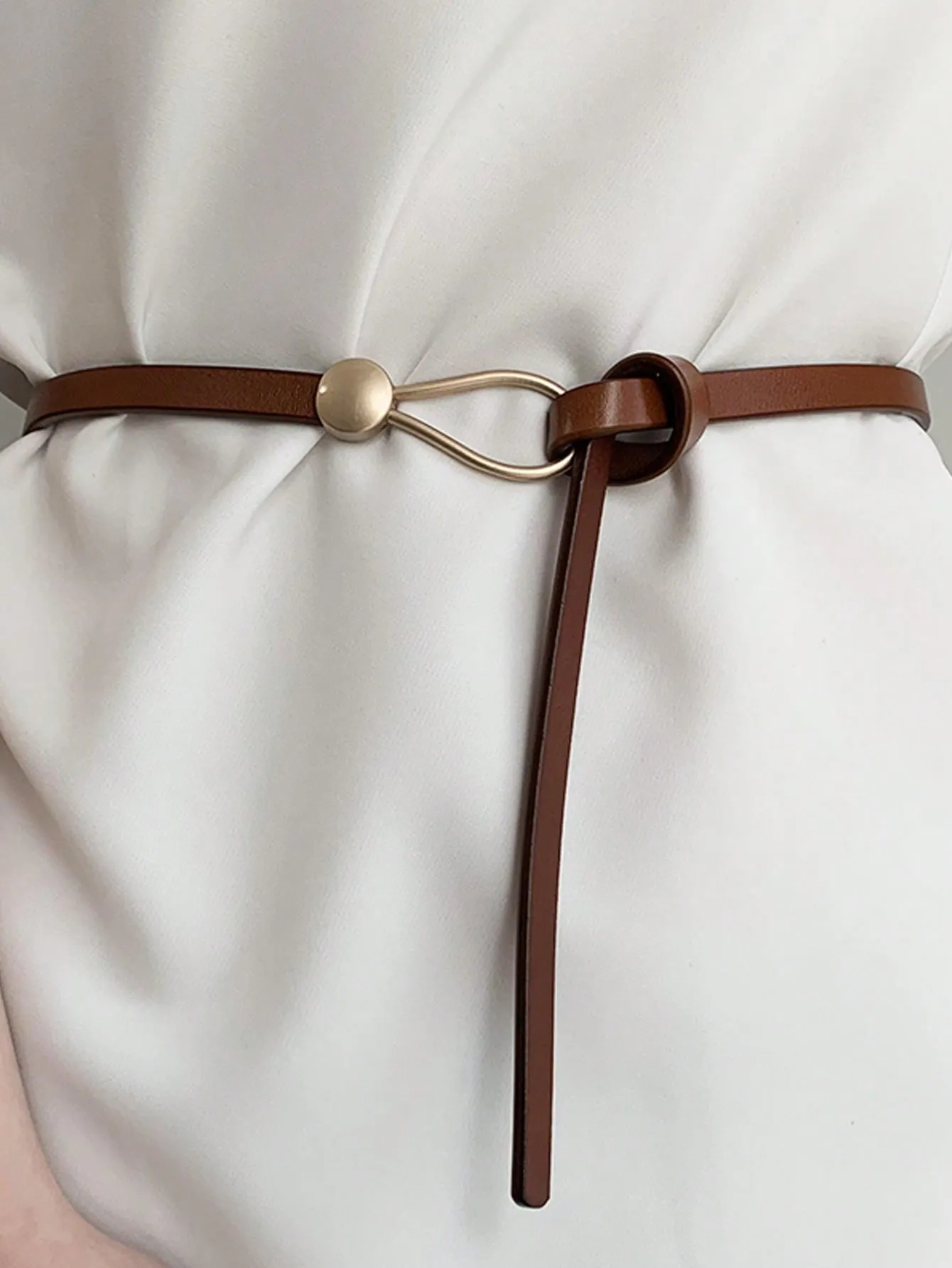 1pc Knotted Skinny Belt - Brown