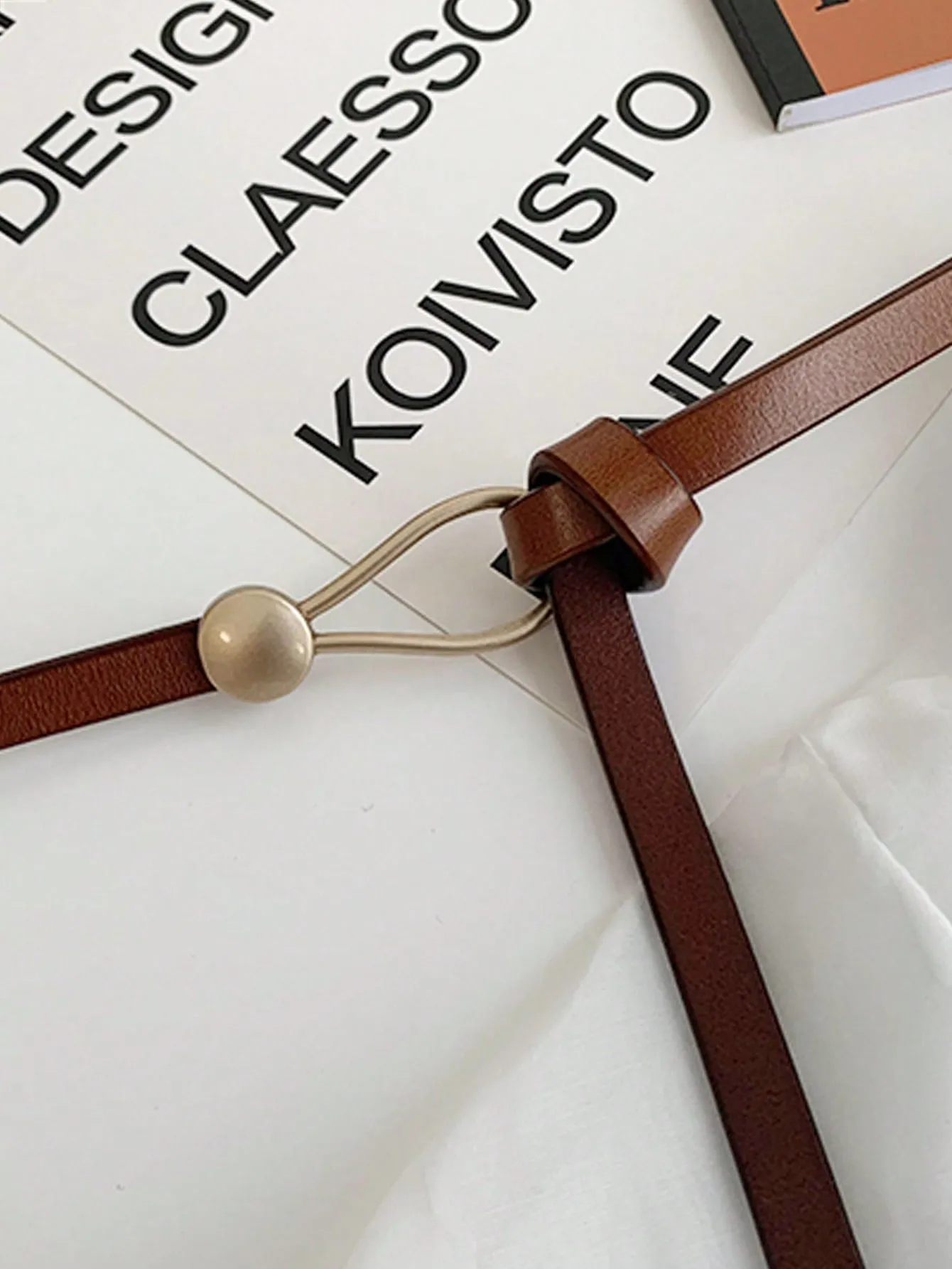 1pc Knotted Skinny Belt - Brown