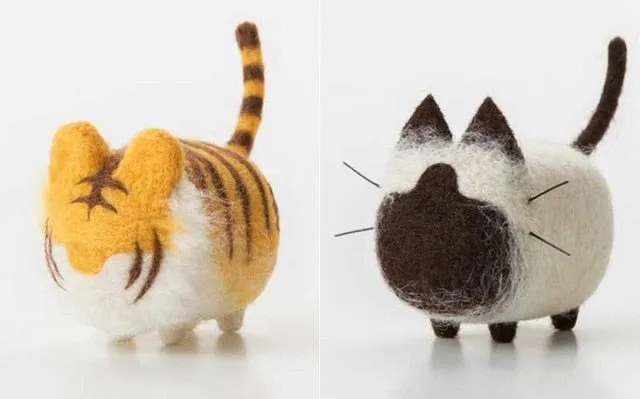 2 pcs Non-finished Accessories Felt Poke DIY No Faceless Dogs Material Package Wool Felt Poked Doll Felt Needles
