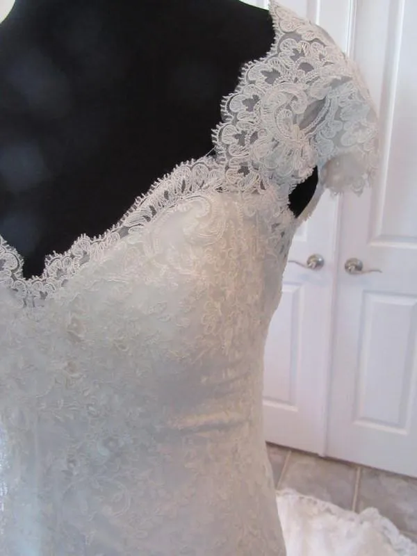 Allure Bridals 9208