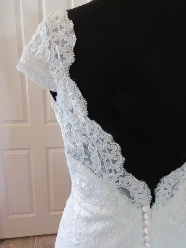 Allure Bridals 9208