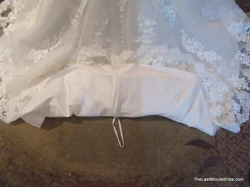 Allure Bridals W330