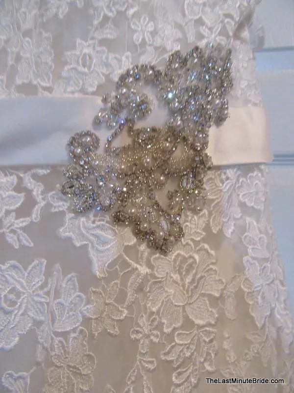 Allure Bridals W330