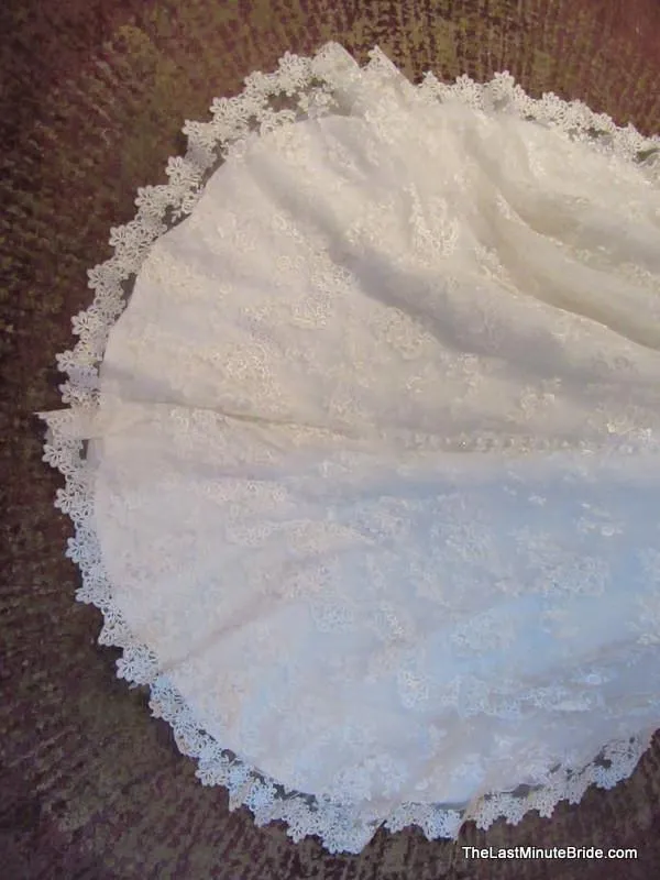 Allure Bridals W331