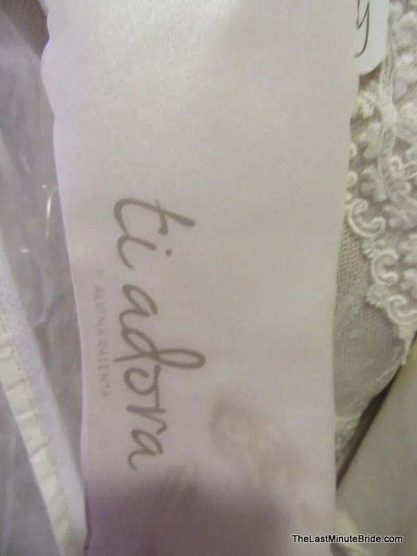 Alvina Valenta Ti Adora 7506