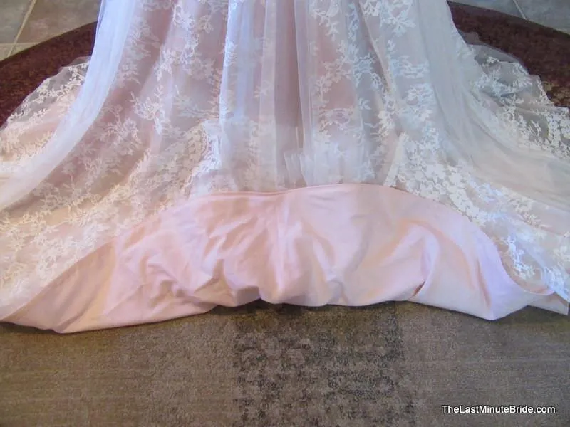 Alvina Valenta Ti Adora 7510