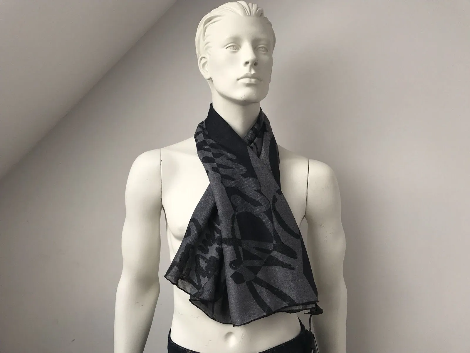 Cashmere & Silk Scritto Scarf