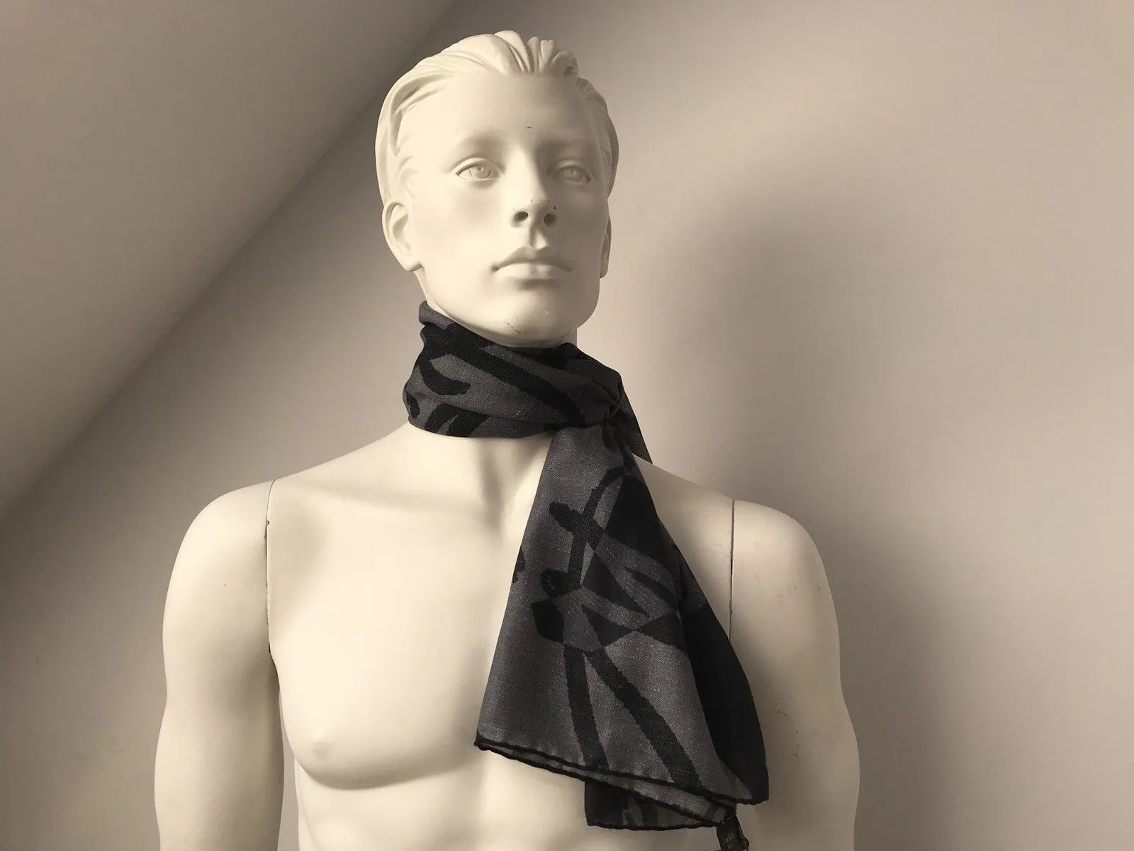 Cashmere & Silk Scritto Scarf
