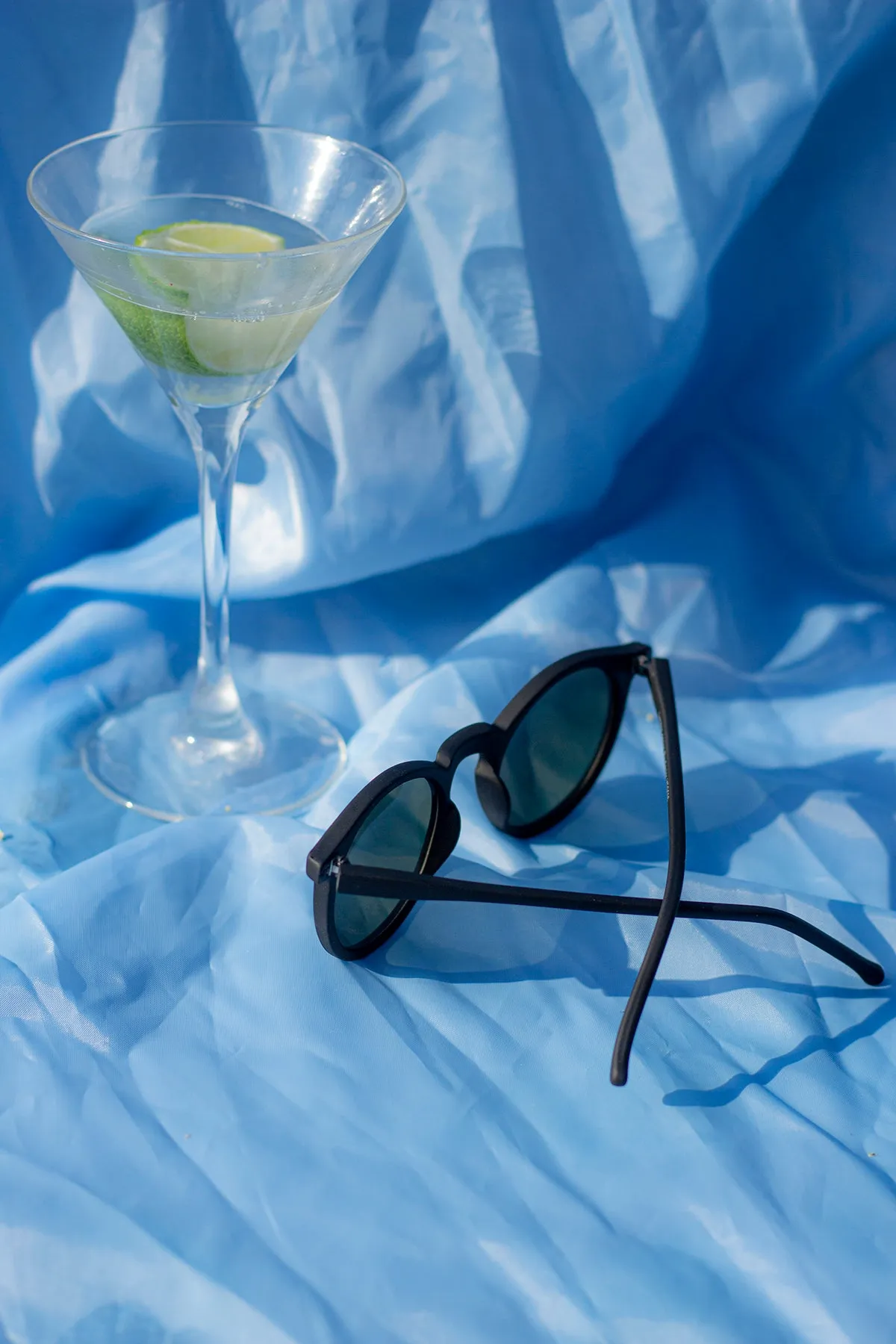 Classic Round Keyhole Sunglasses