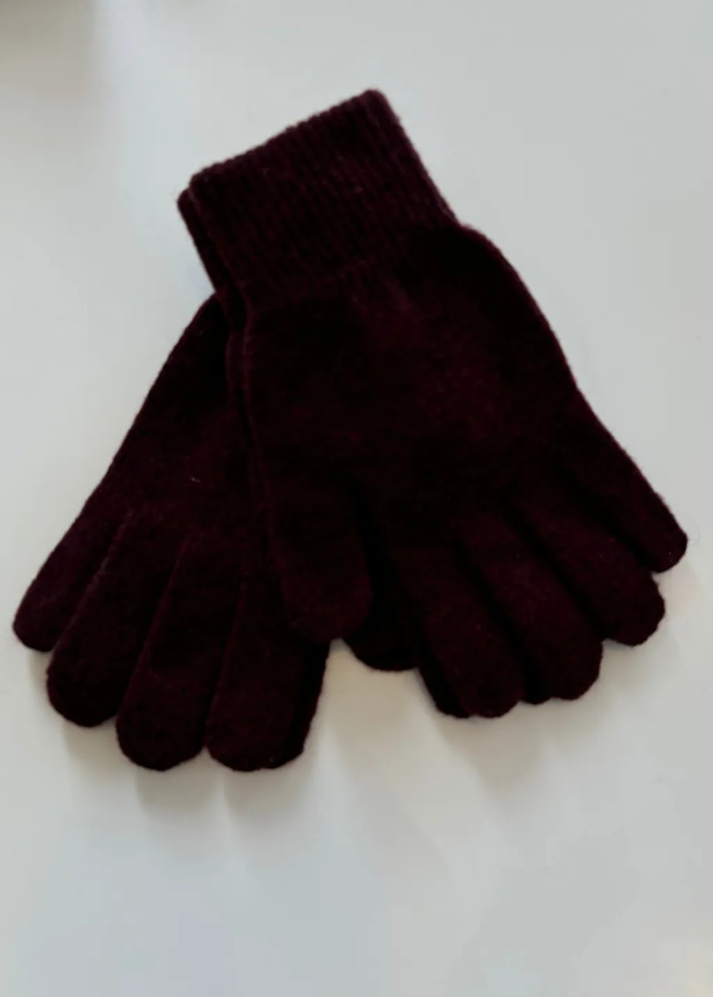 ELMNTL Wool Gloves in Burgundy
