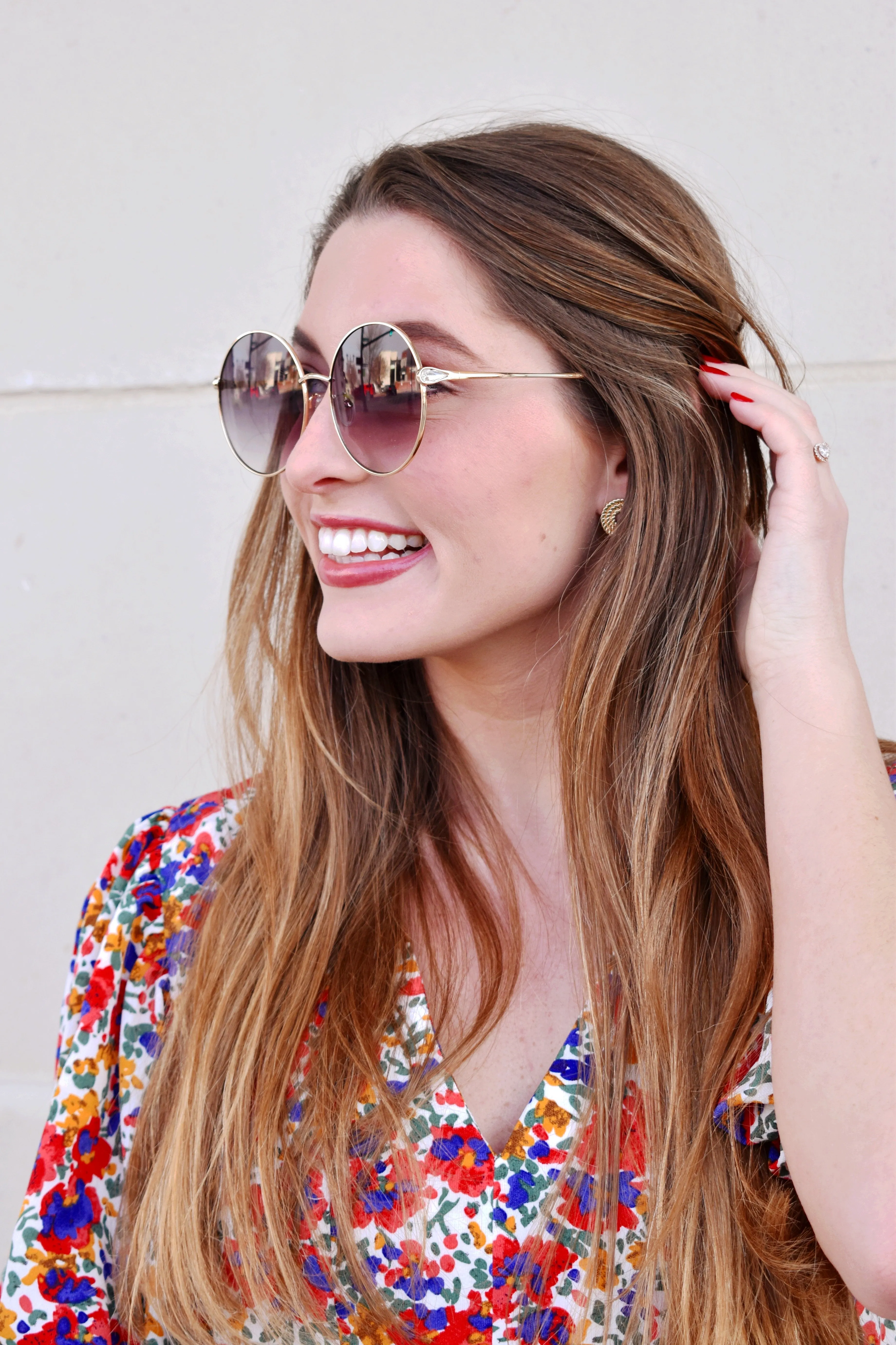 Gold Frame Circle Sunglasses