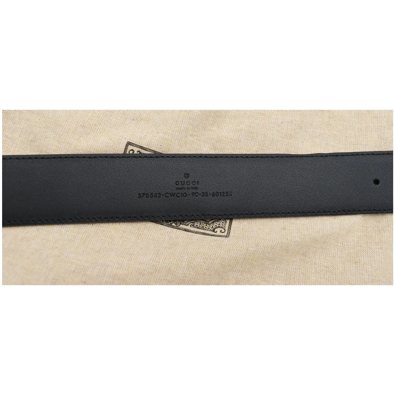GUCCI Signature Guccissima Leather Belt Black 370543 Size 90.36