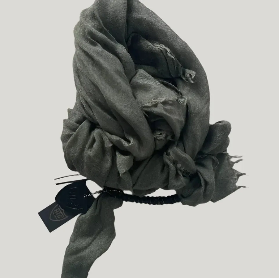 HTC Swashy Scarf