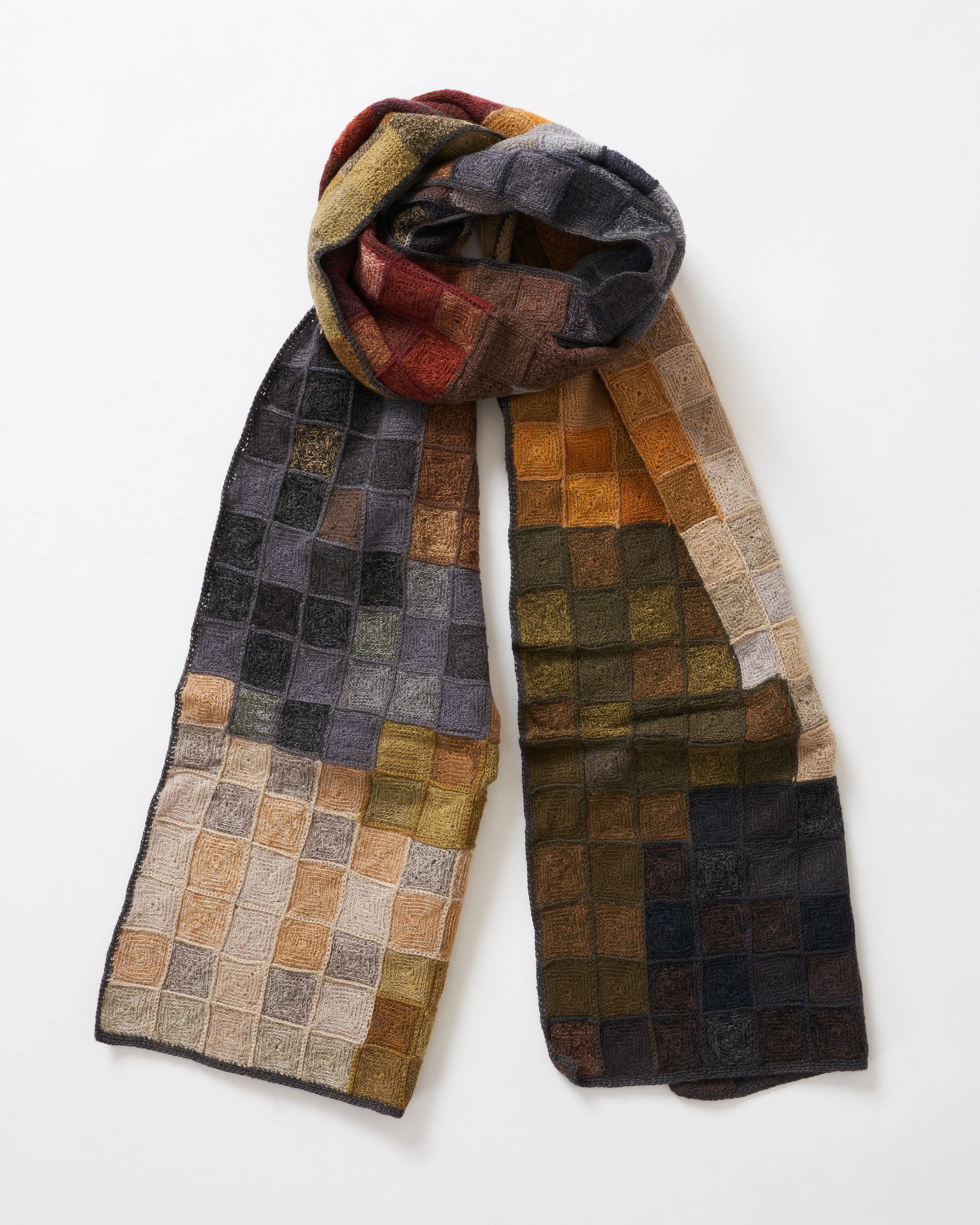 long tiled ombre scarf
