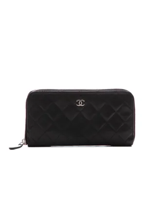 Long Zipped Wallet
