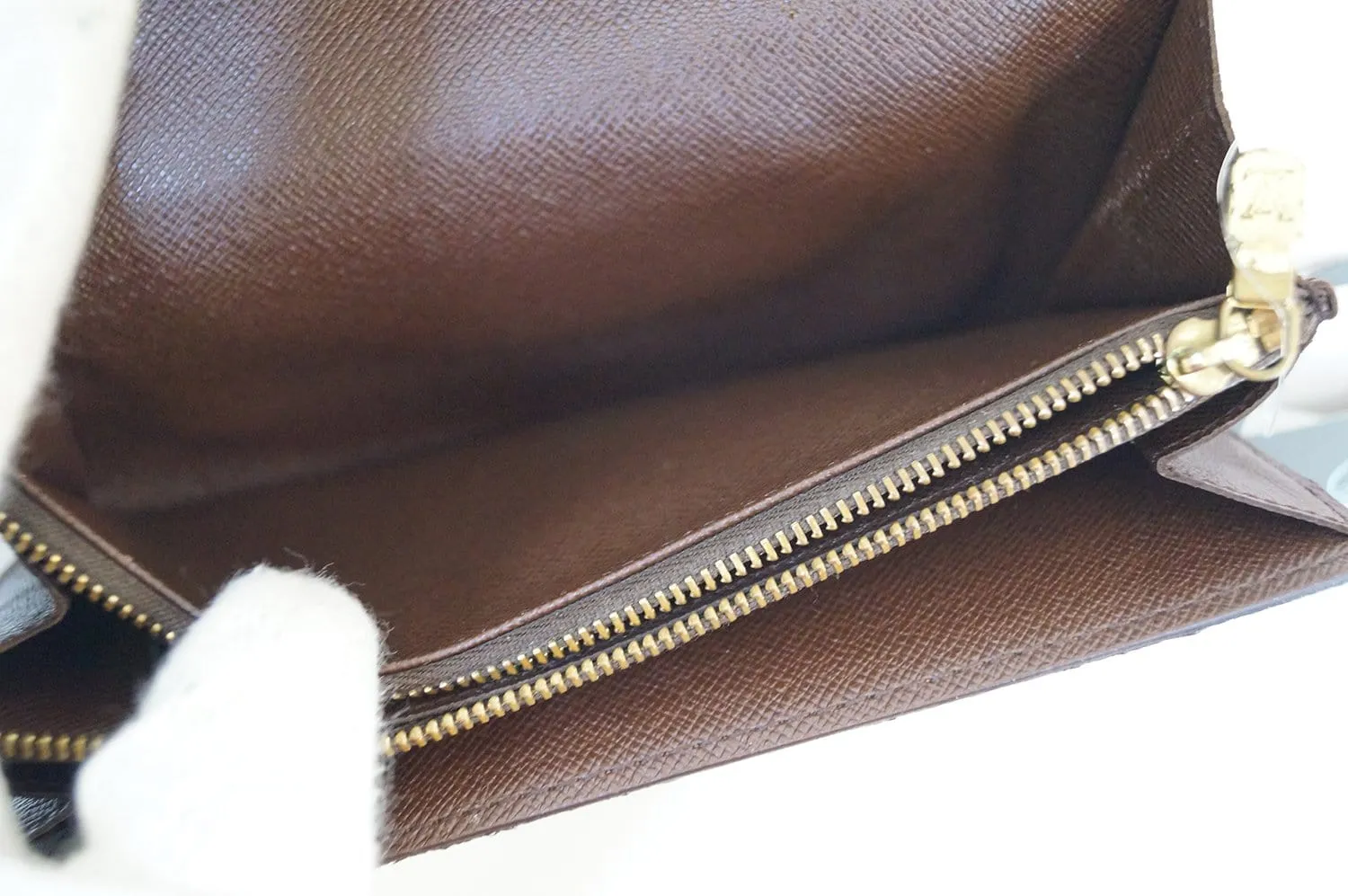 LOUIS VUITTON Damier Ebene Sarah Long Bifold Wallet