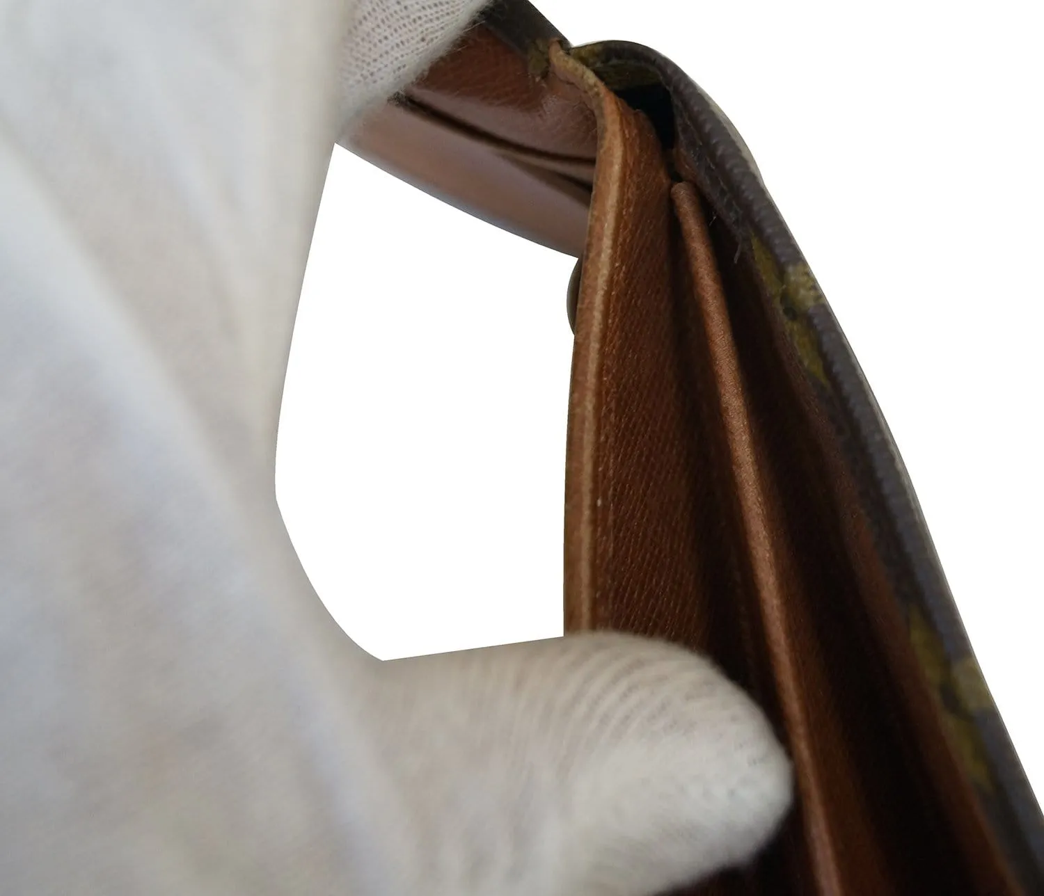 LOUIS VUITTON Monogram Elise Trifold Wallet