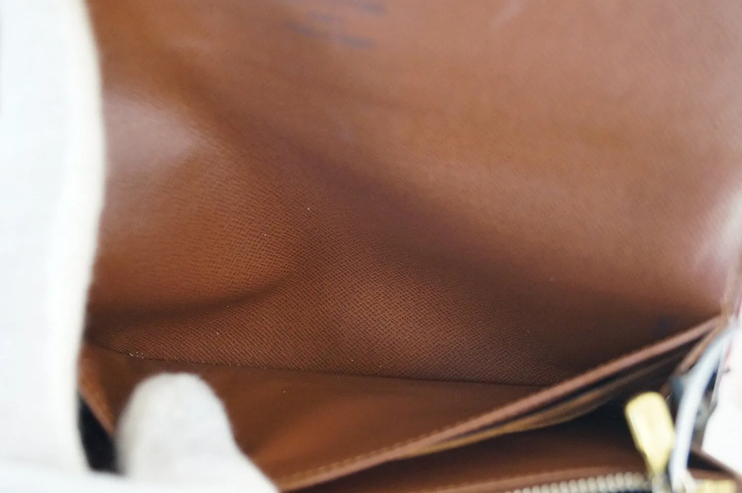 LOUIS VUITTON Monogram Portefeiulle Sarah Wallet