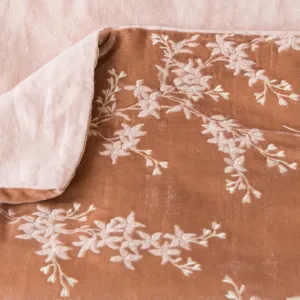 Lynette Throw Blanket - Rouge