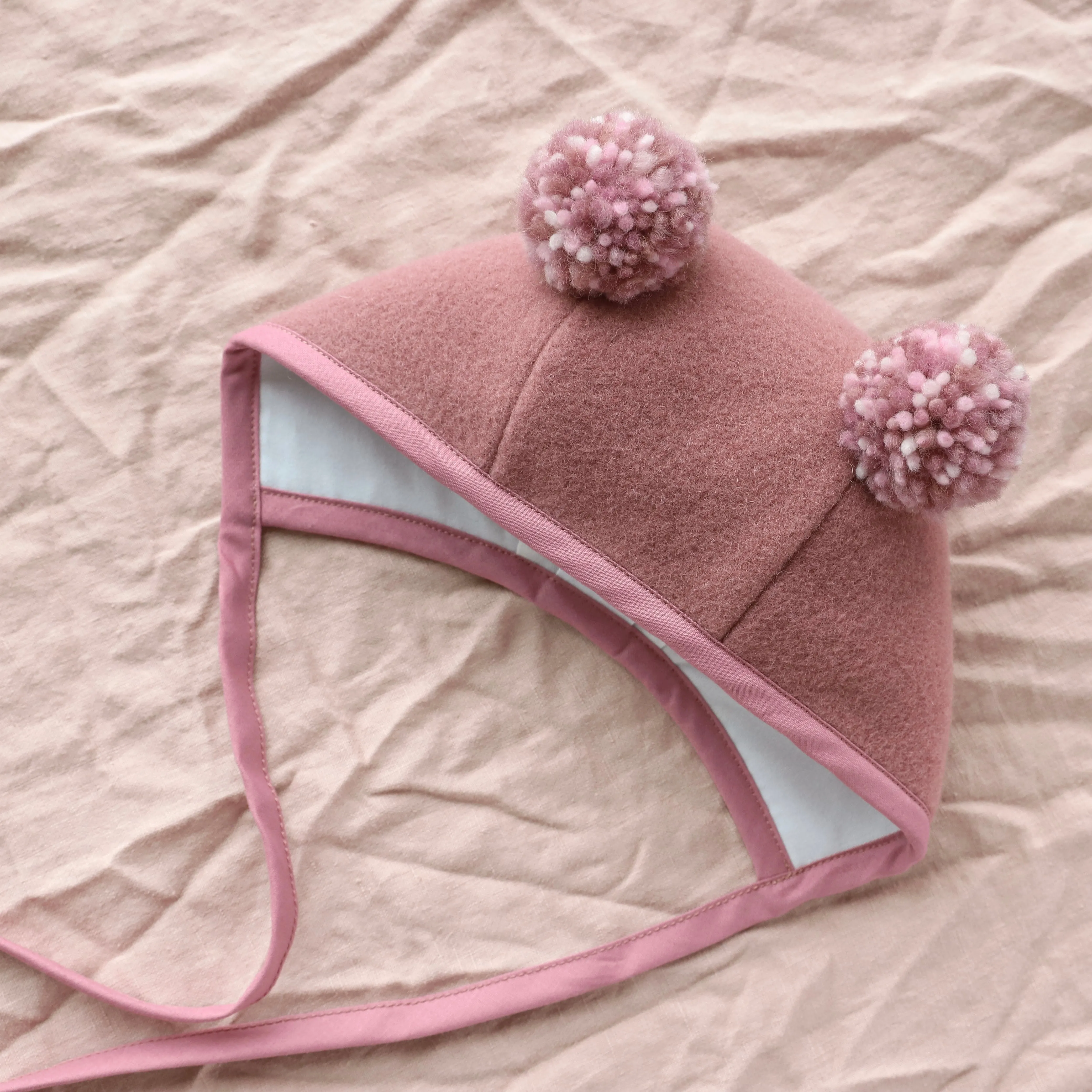 Rose Double Pom Bonnet
