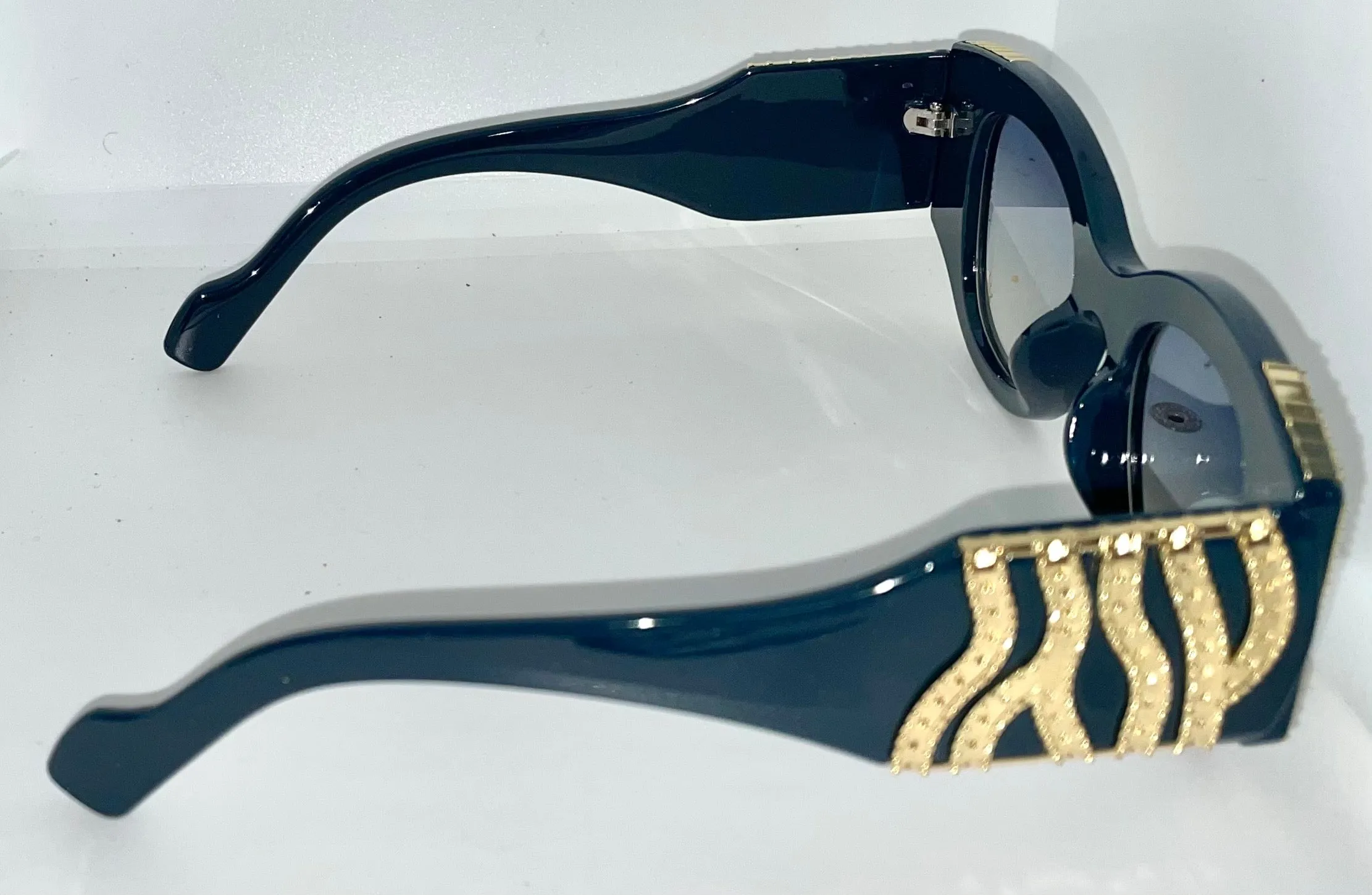Round Eyewear