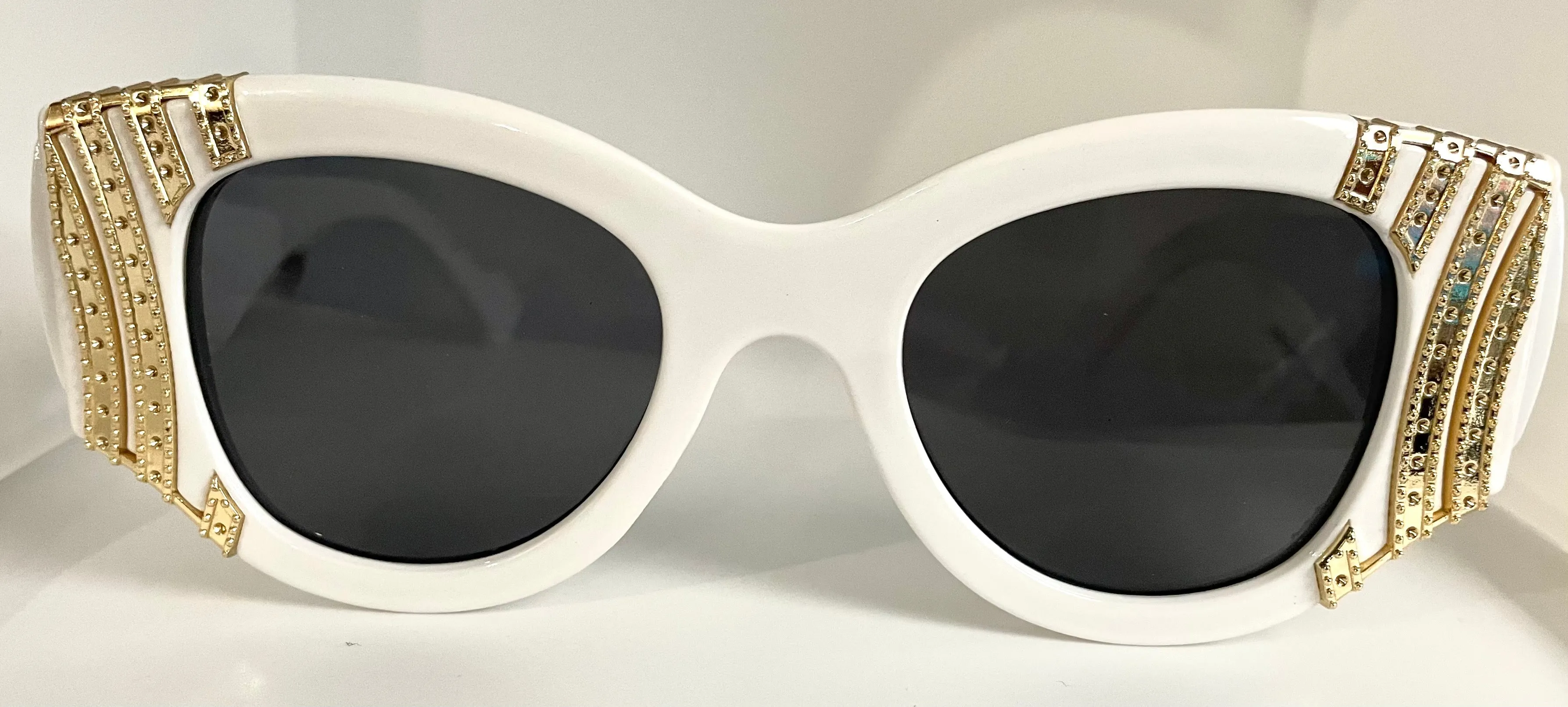 Round Eyewear