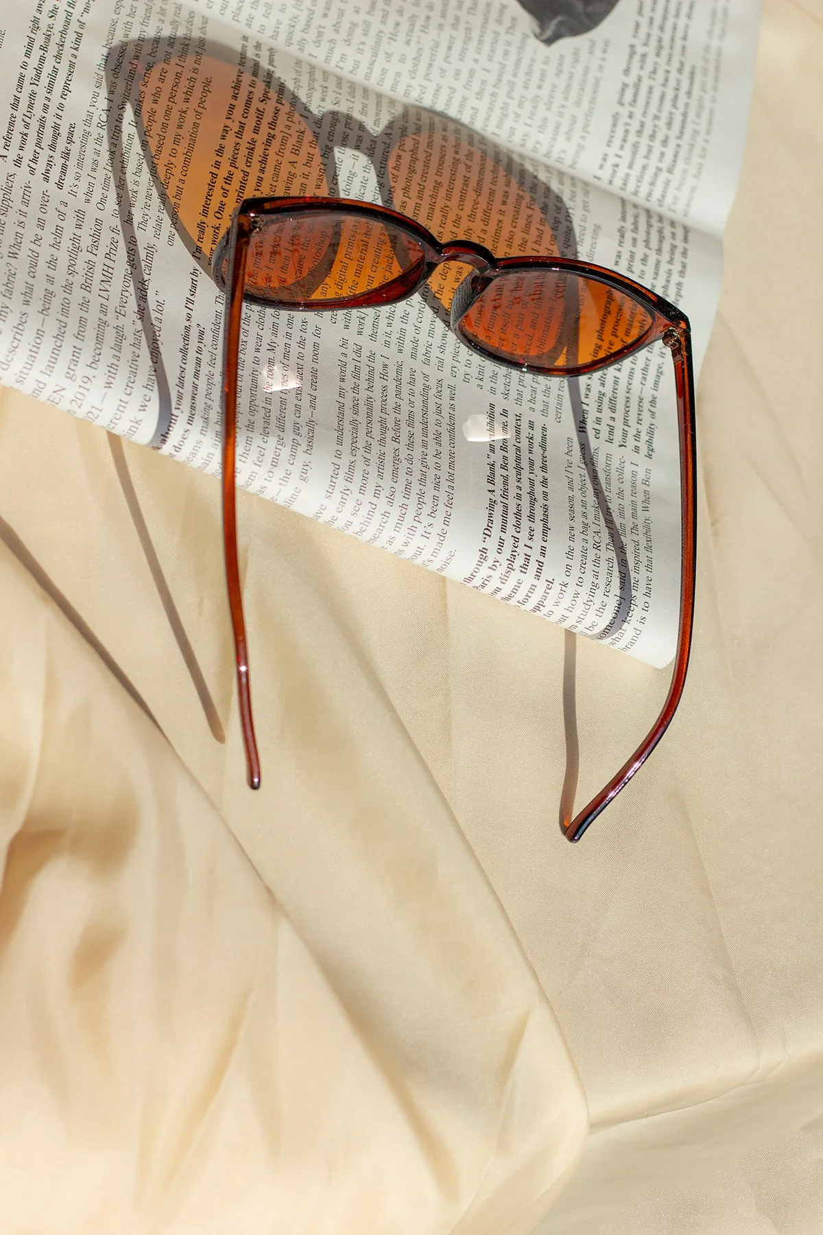 Rounded Full Classic Sunglasses