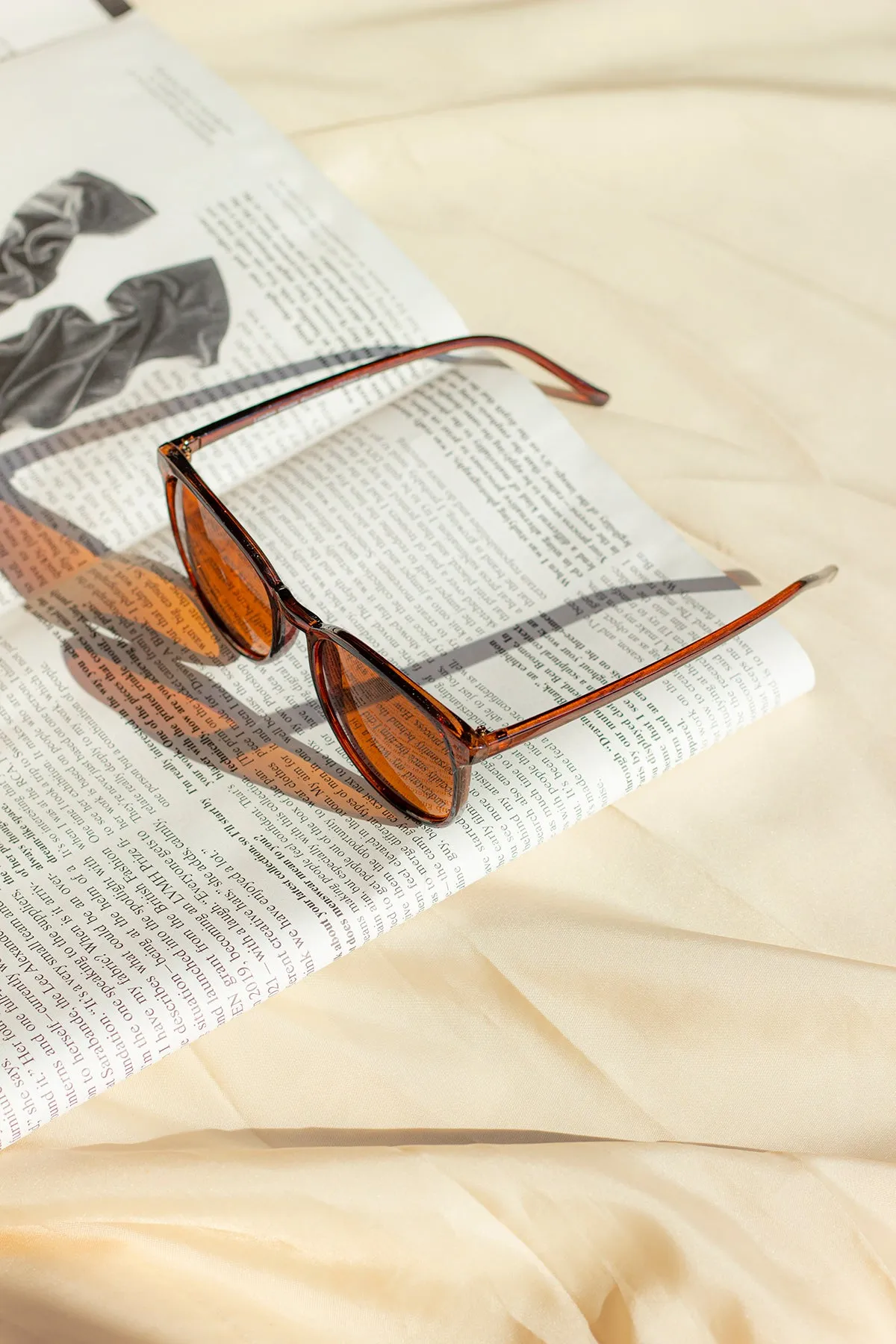 Rounded Full Classic Sunglasses
