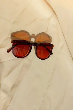 Rounded Full Classic Sunglasses