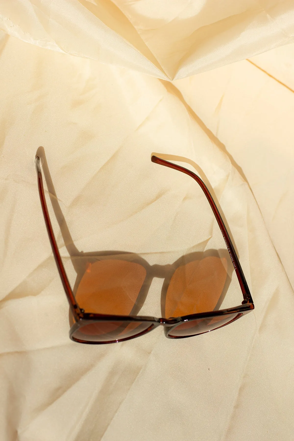 Rounded Full Classic Sunglasses