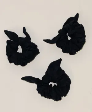 SILK SCRUNCHIE - BLACK SILK