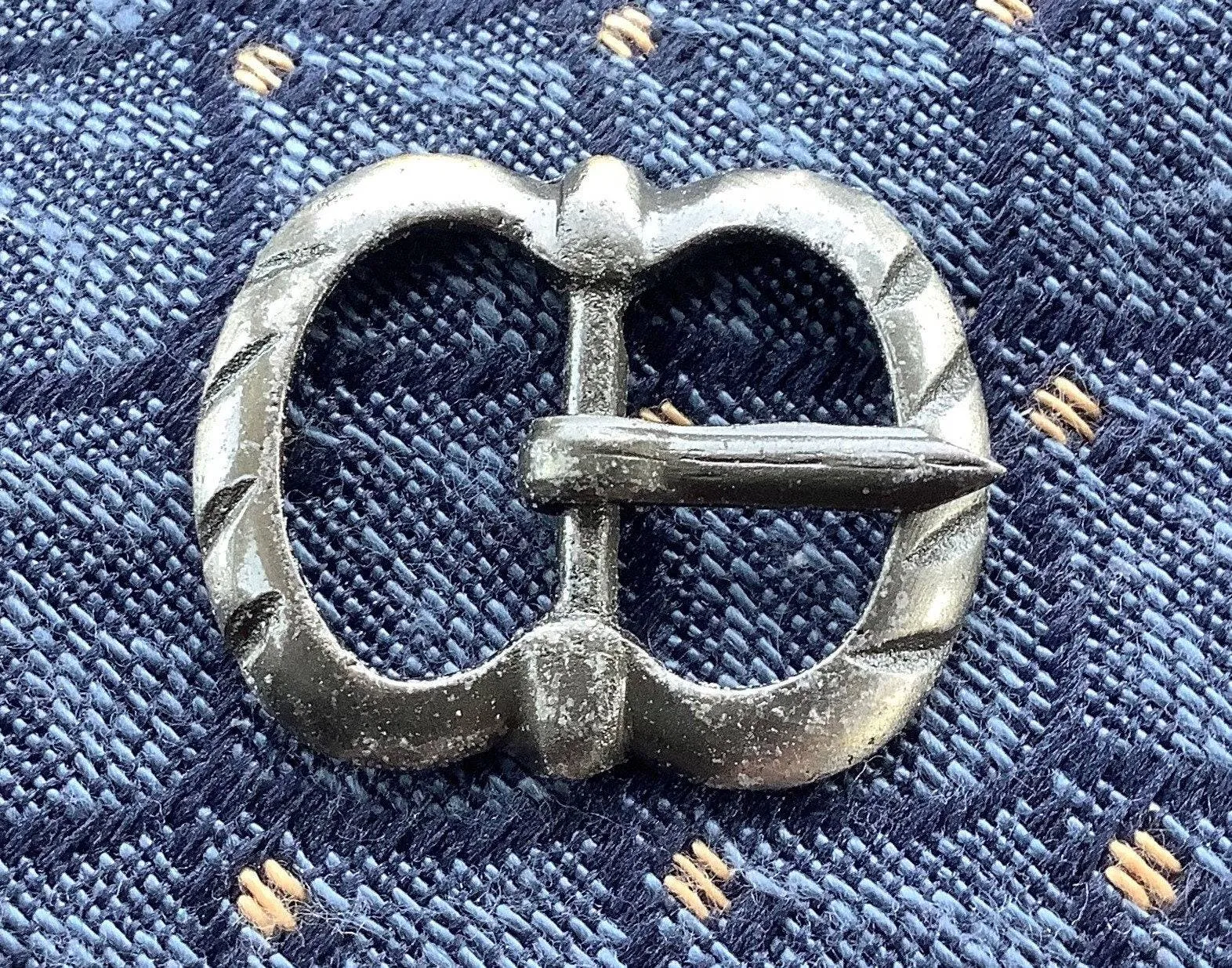Silver incised small double buckle - (set of 2)