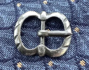 Silver incised small double buckle - (set of 2)