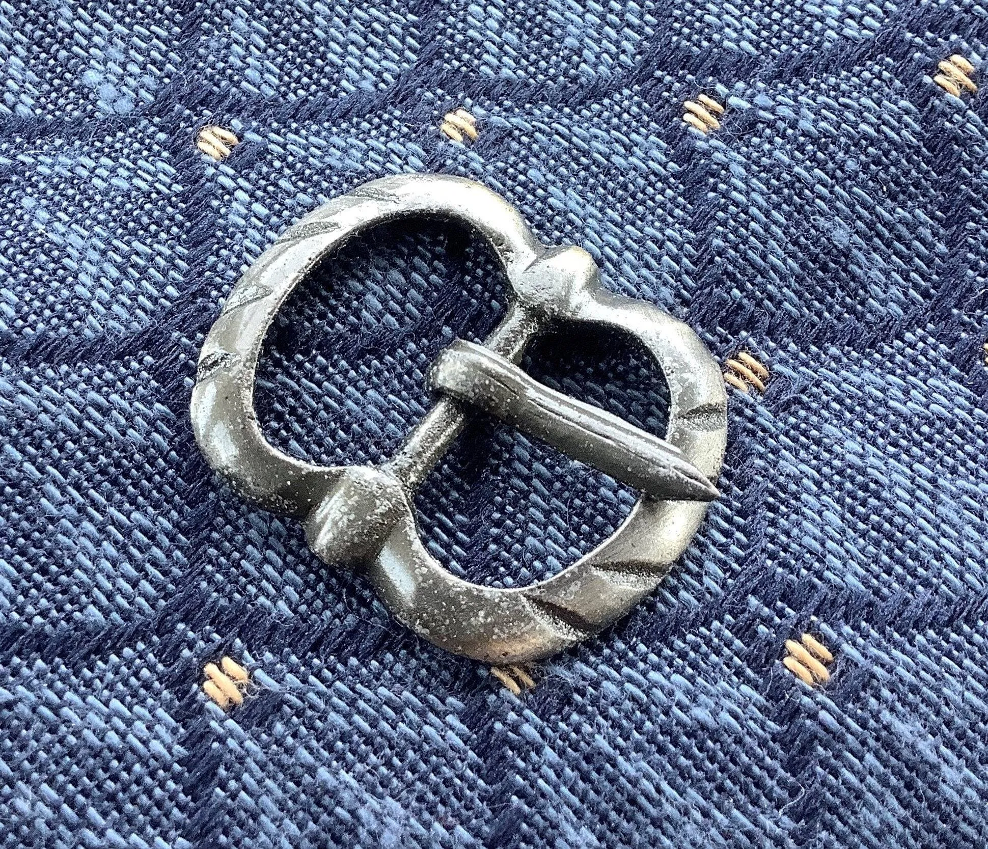 Silver incised small double buckle - (set of 2)