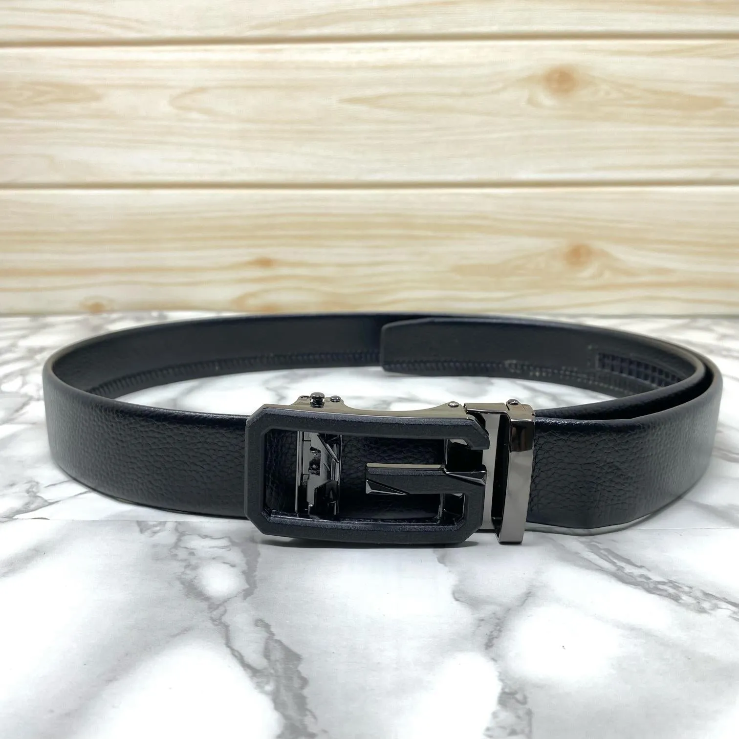 Single G Shape Fashionable Formal Belt For Men-UniqueandClassy