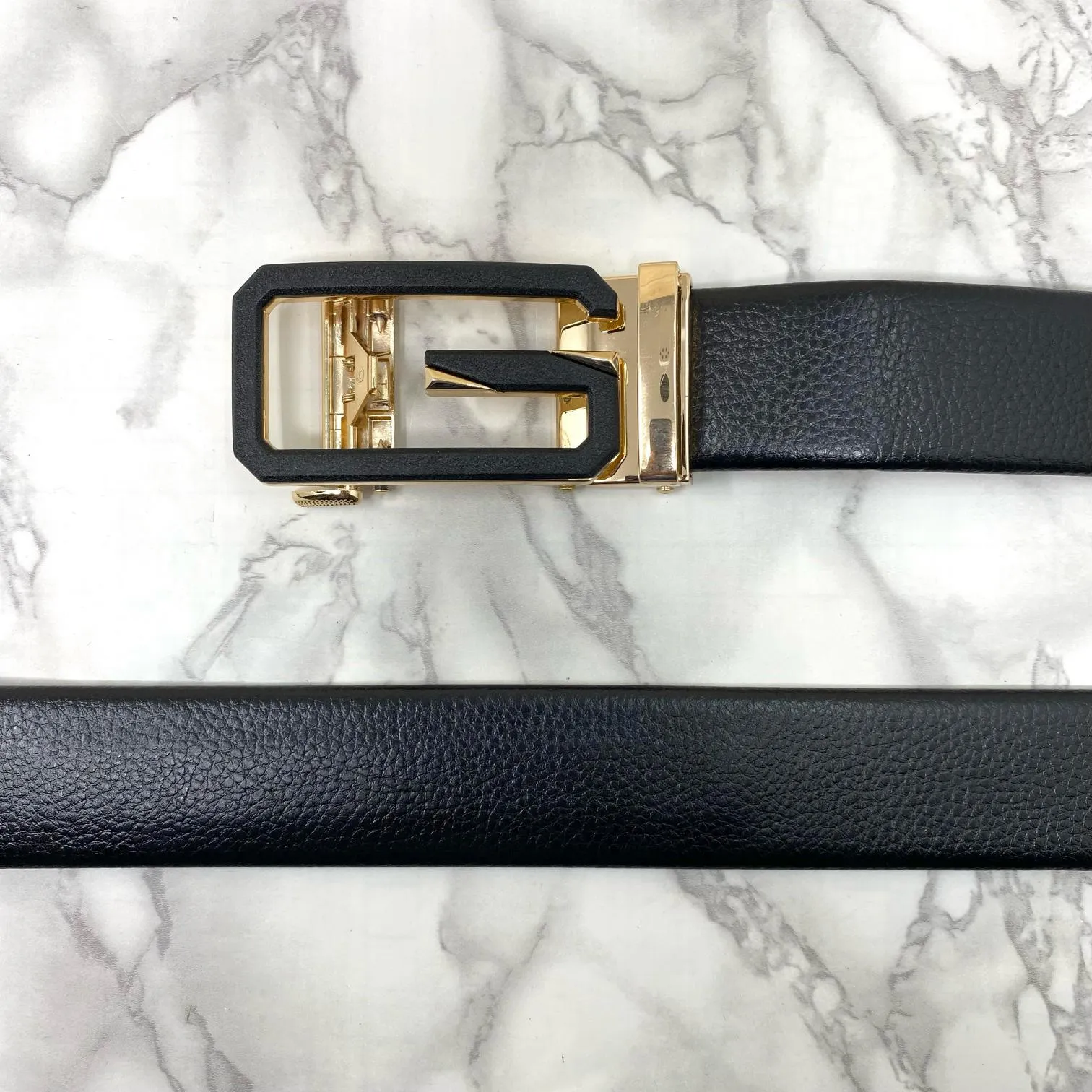 Single G Shape Fashionable Formal Belt For Men-UniqueandClassy