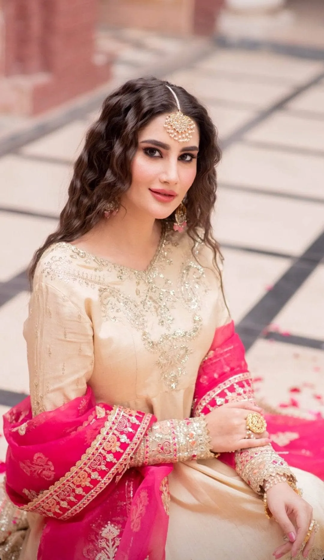 Spotted in Afrozeh Divani The Silk Edit/Raqs