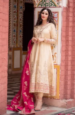 Spotted in Afrozeh Divani The Silk Edit/Raqs