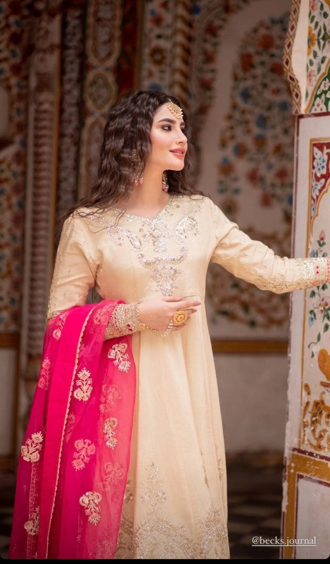 Spotted in Afrozeh Divani The Silk Edit/Raqs