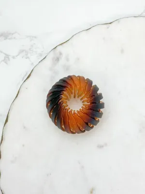 Springy Ponytail Holder - Brown