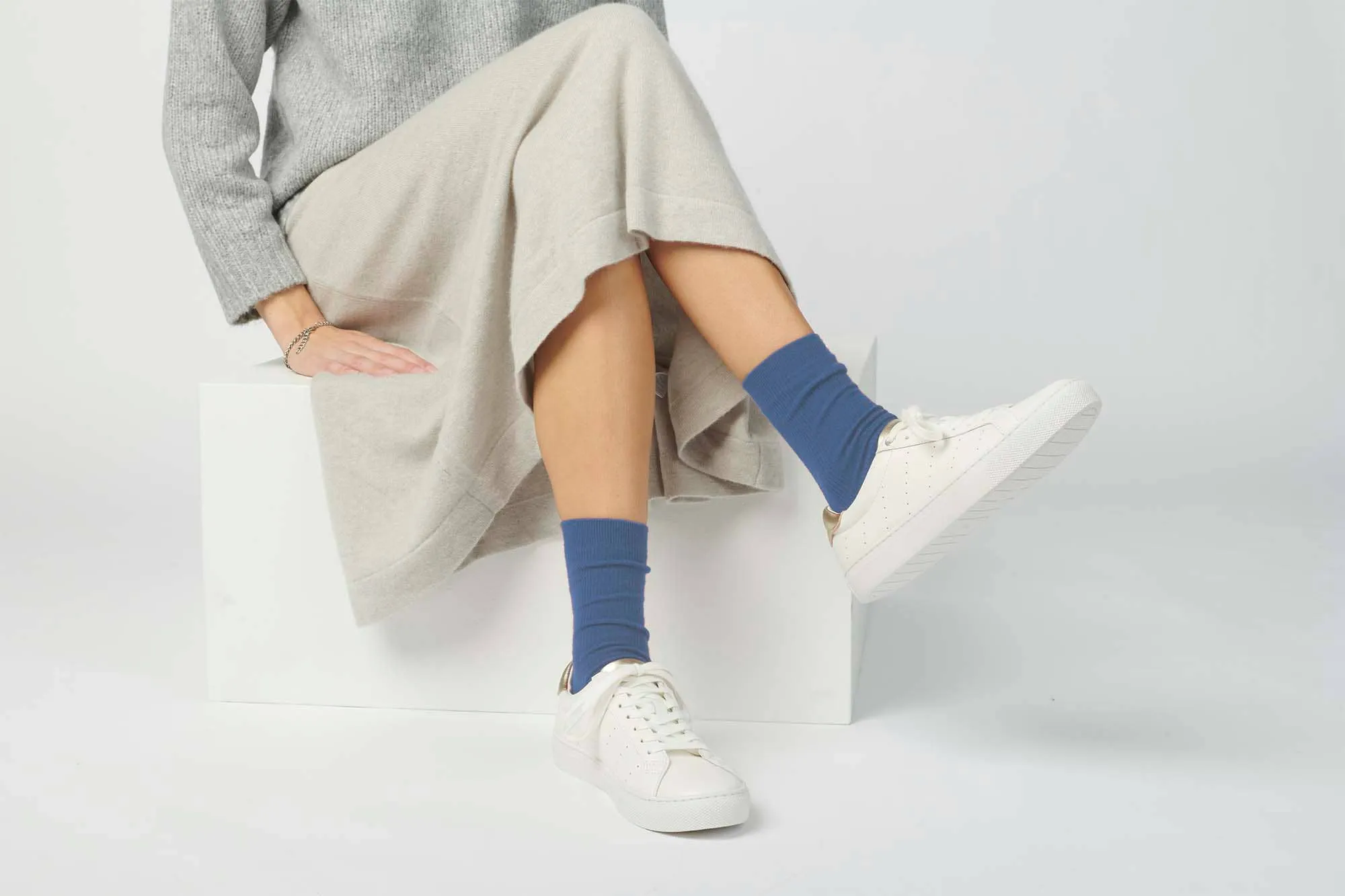 Steel Blue (Merino Wool): Small (Women's 4 - 10)
