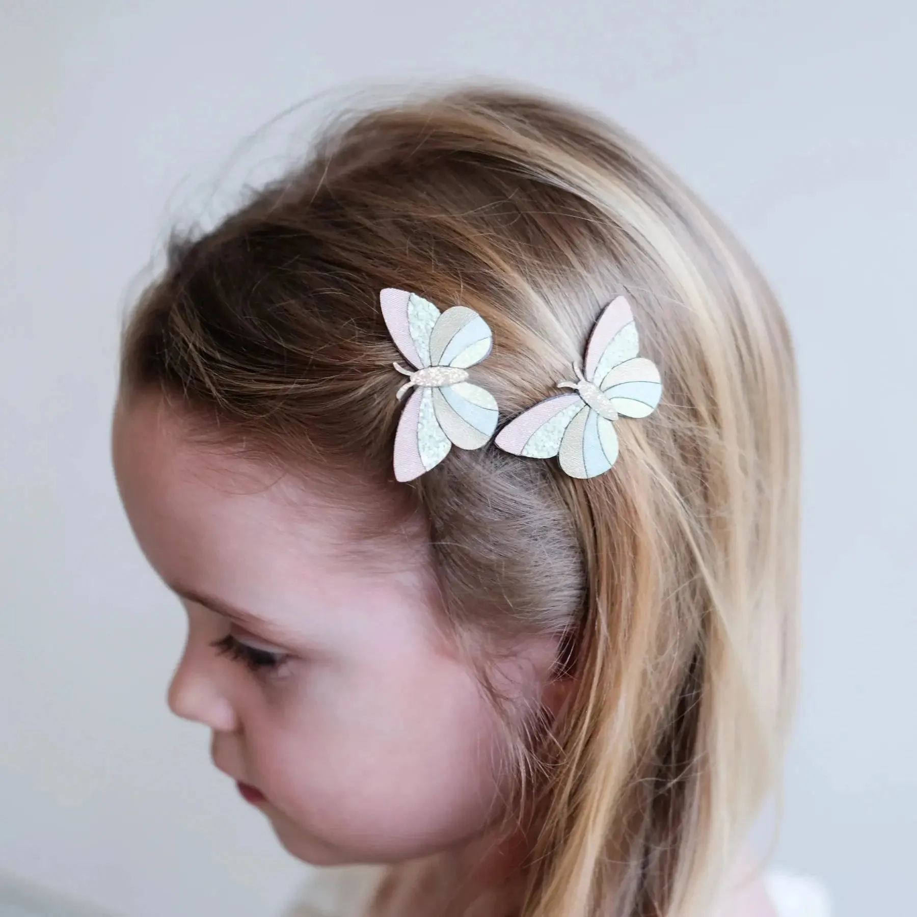 Stripe butterfly clic clacs