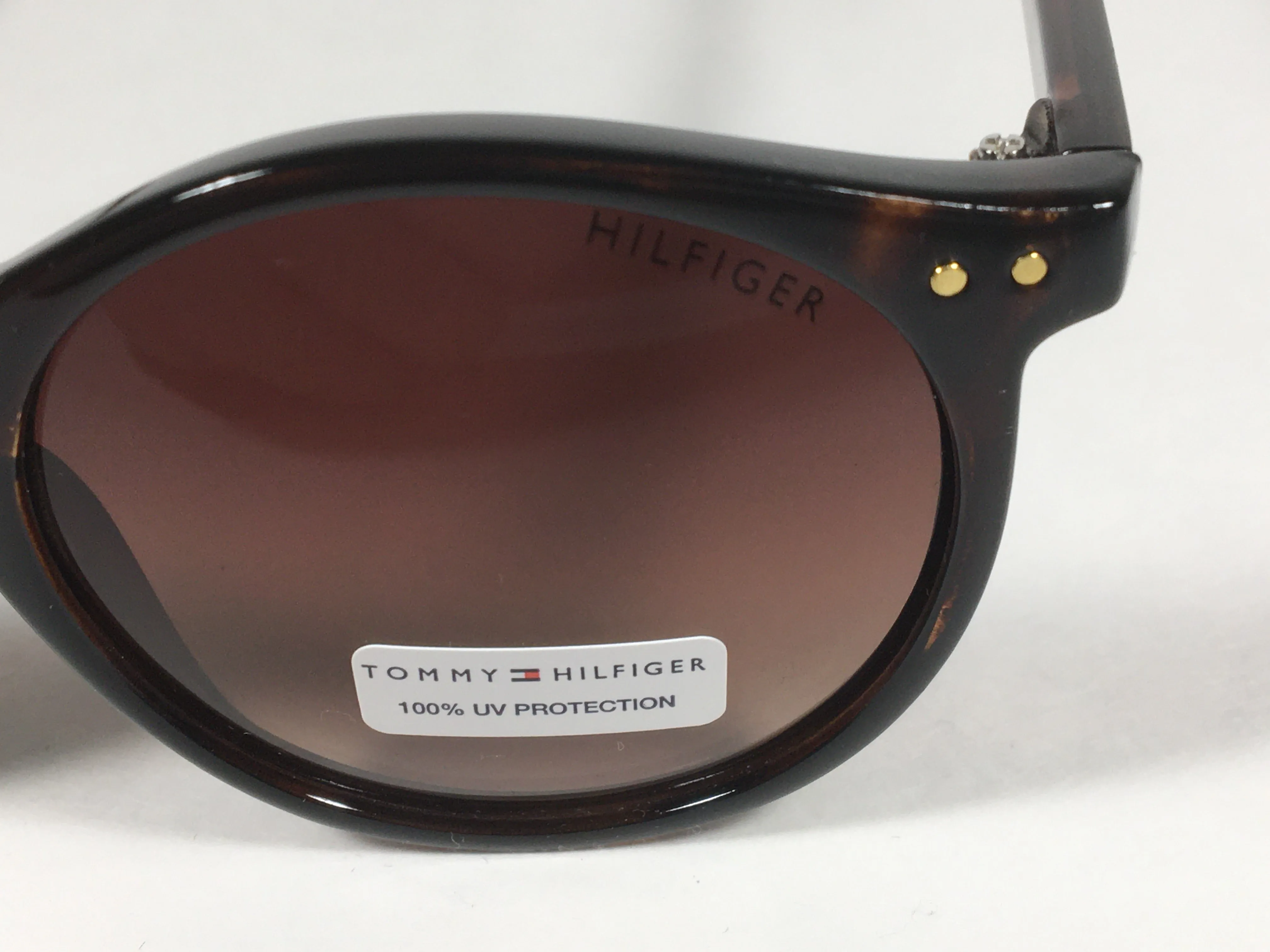 Tommy Hilfiger Stormi Round Keyhole Sunglasses Brown Tortoise Frame Brown Gradient Lens STORMI WP OL471