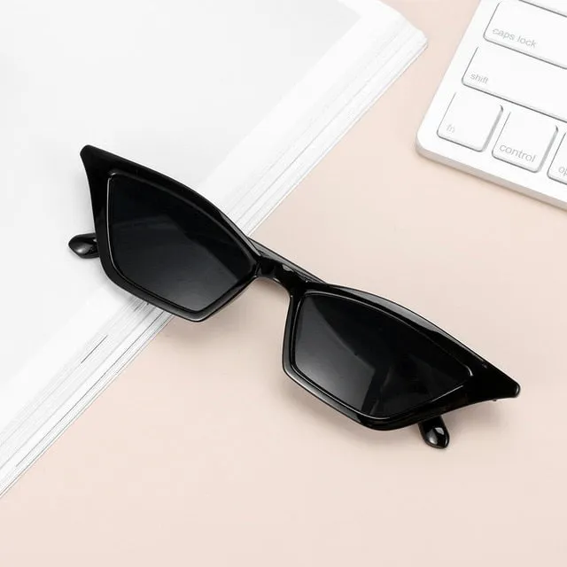 Top quality Women Small Frame Vintage Cat Eye Sunglasses UV400 Sun Shades Glasses Street Eyewear Trending Sunglasses Wholesale