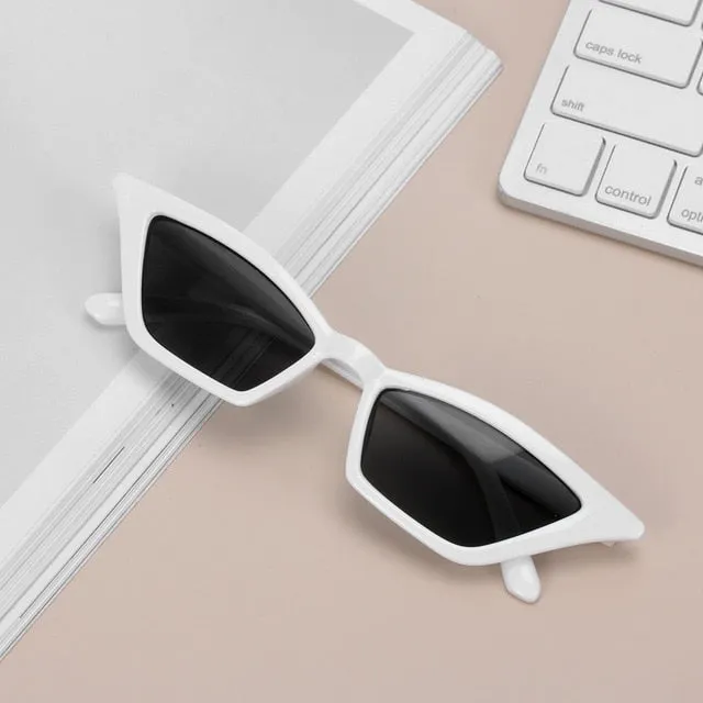 Top quality Women Small Frame Vintage Cat Eye Sunglasses UV400 Sun Shades Glasses Street Eyewear Trending Sunglasses Wholesale