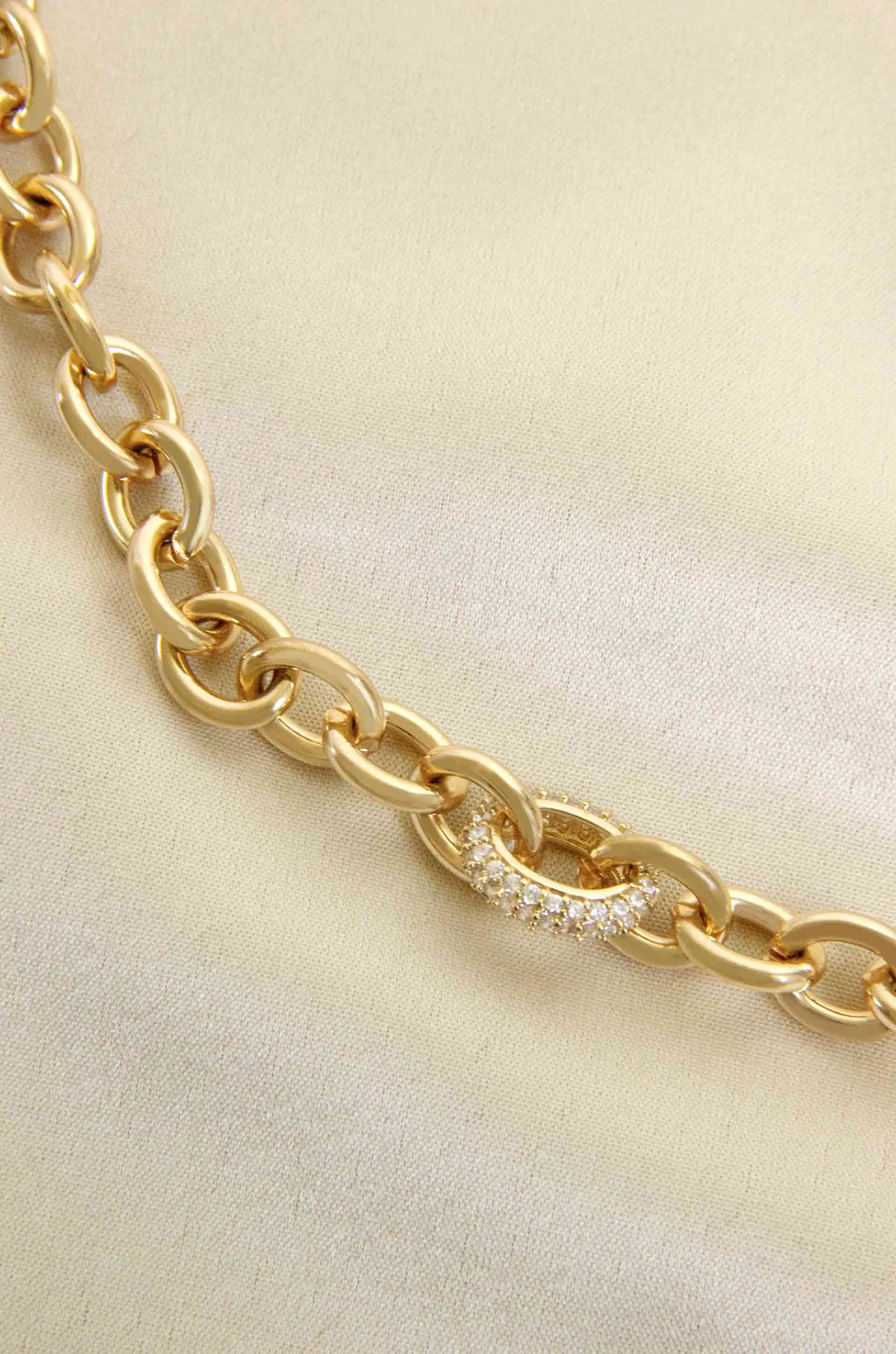 Ultimate Chain Link Belt in Gold
