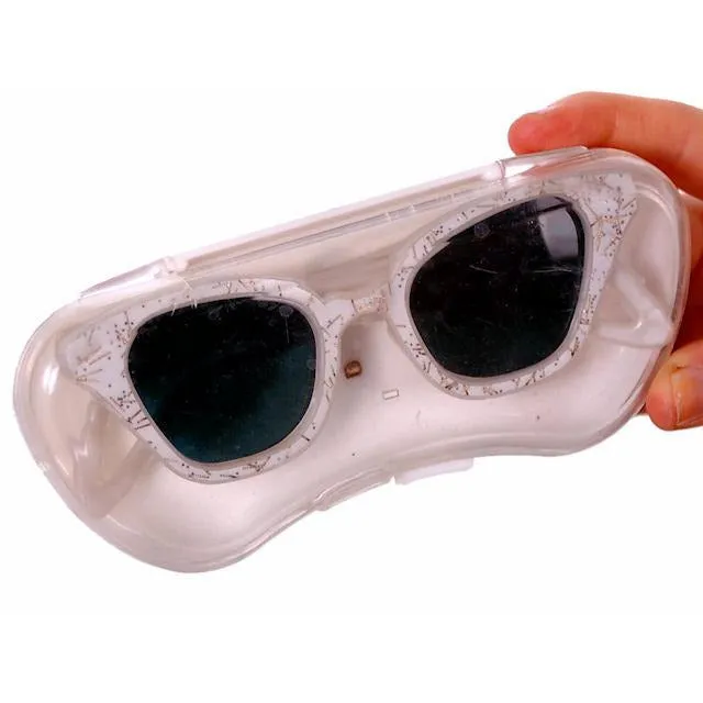 Vintage Cat Eye Sunglasses Ladies 1950s White Sparkle Confetti Lucite Orig.Case