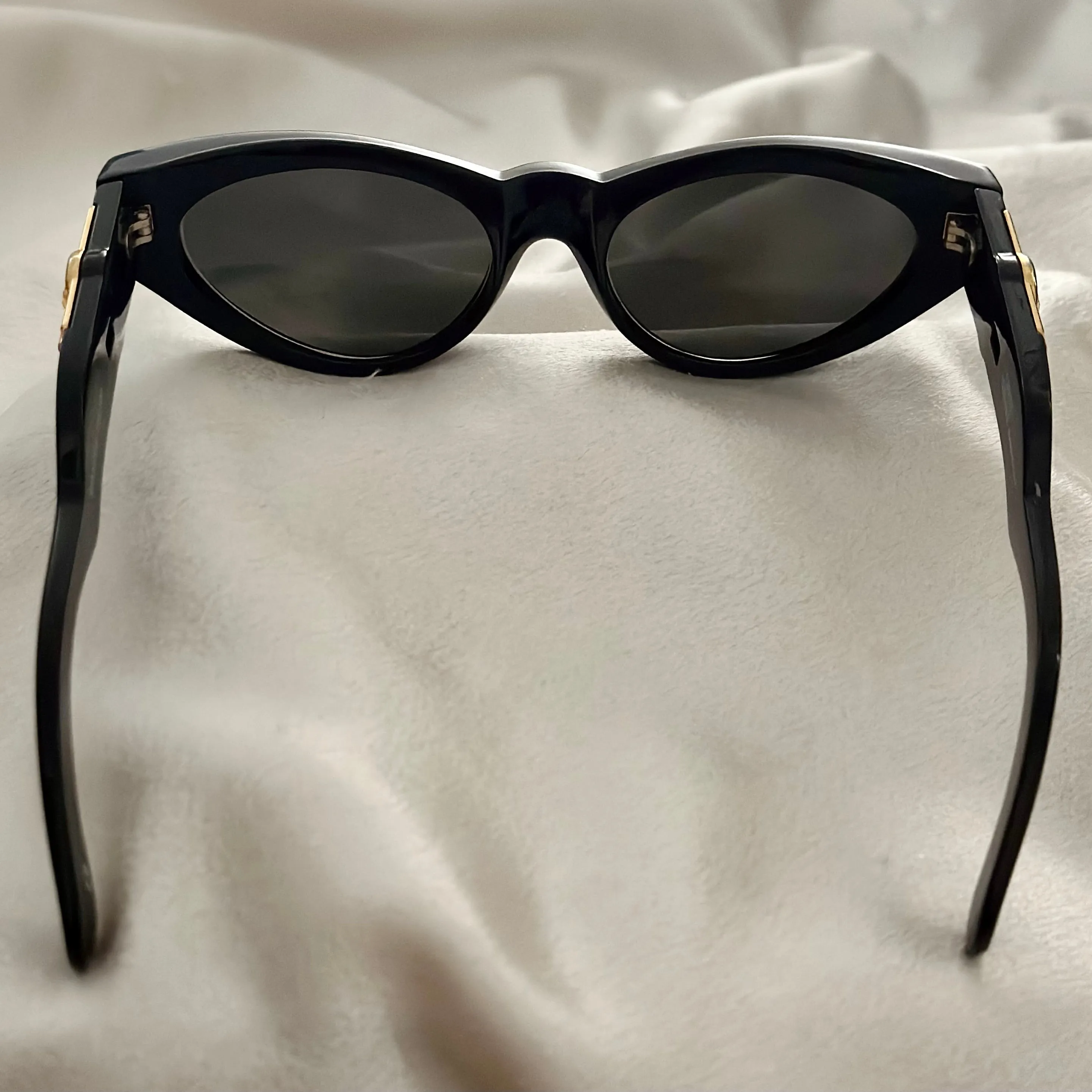 VINTAGE VERSACE SUNGLASSES