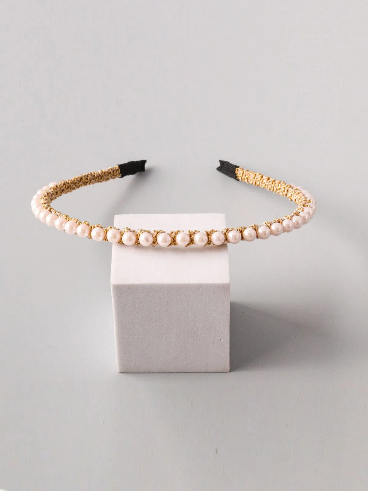 WOMEN'S PEARL DESIGN HEADBANDS