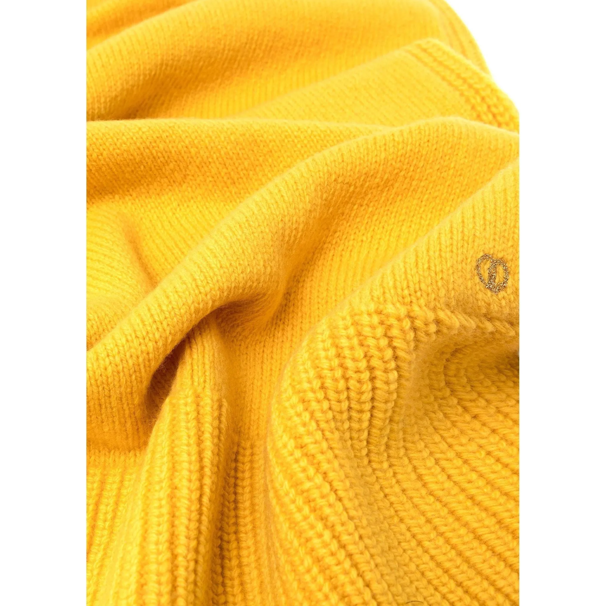 Wool Scarf, Giallo